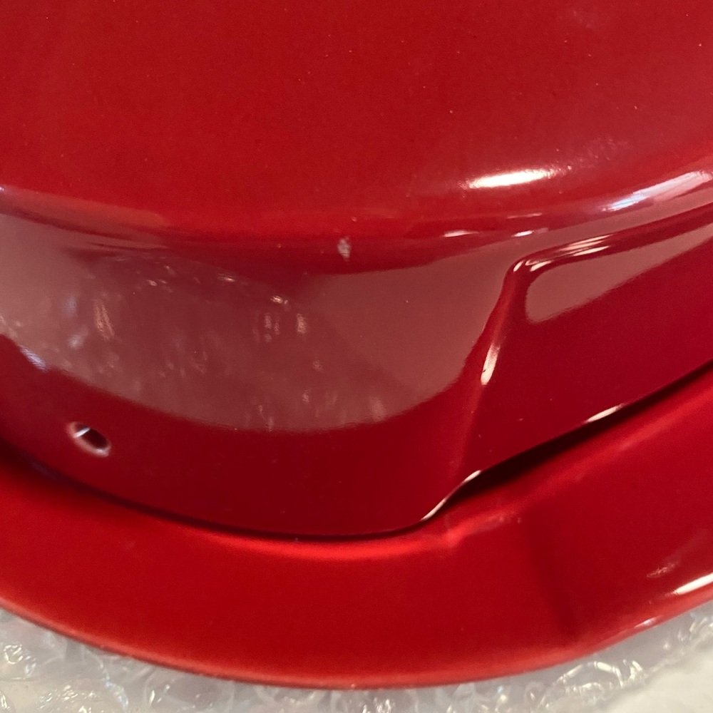 NEW IN BOX COMPLEMENTS Red Brie Baker w/Lid and Original Wrapping Plate and Top - Picture 5 of 6